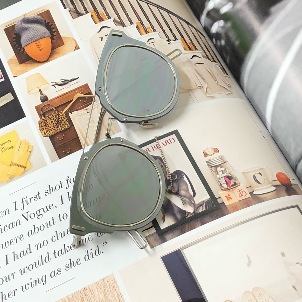 MID-TOWN - SQUARE MIRRORED WIRE SUNGLASSES